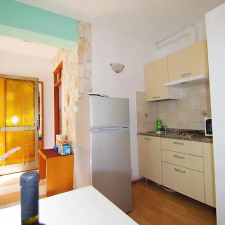 Studio-wohnung In Der Naehe Des Meeres Apartment