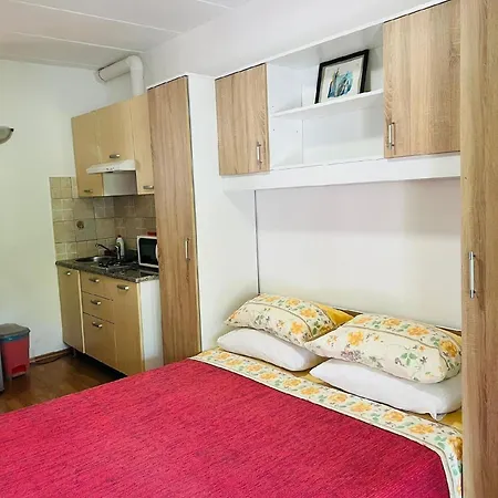 Studio-wohnung In Der Naehe Des Meeres
